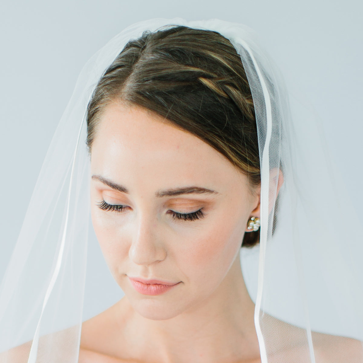 Scalloped Short Wedding Veil Two Tier Elbow Length Veil - VQ